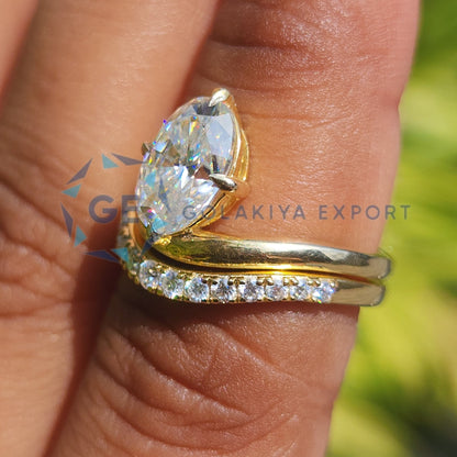 Oval Cut Yellow Gold Ring Set Lab Grown Diamond Ring