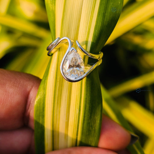 Unique Style Pear Cut Solitaire Wedding Ring Set Lab Grown Diamond Ring Set