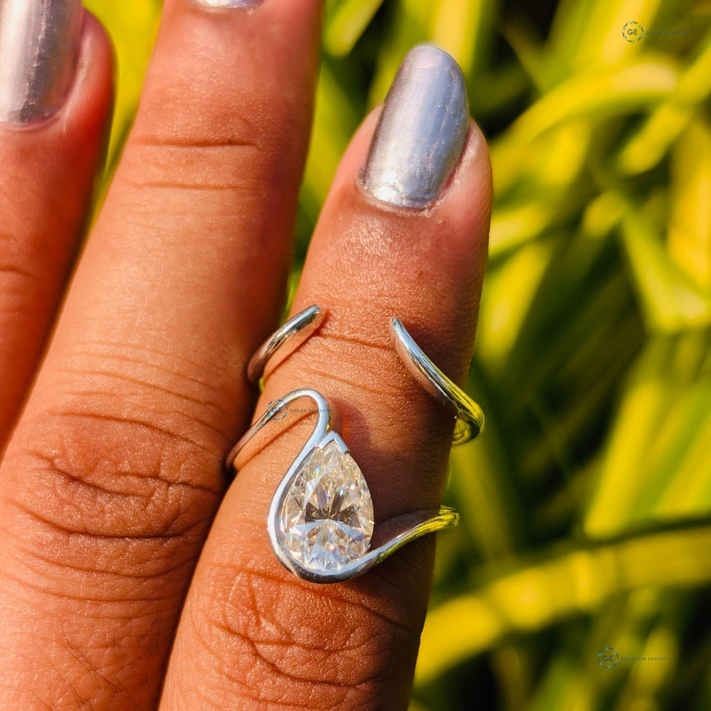 Unique Style Pear Cut Solitaire Wedding Ring Set Lab Grown Diamond Ring Set