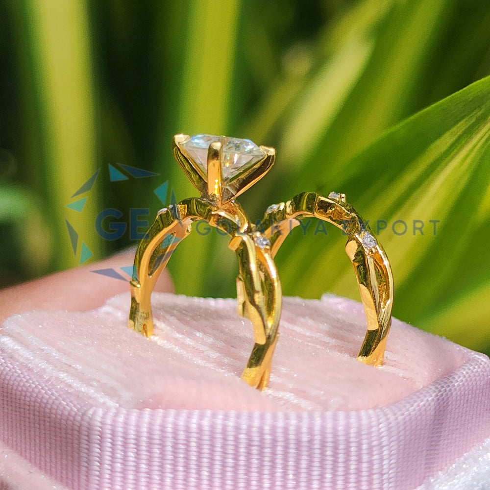 Round Cut Vintage Art Deco Lab Grown Diamond Ring