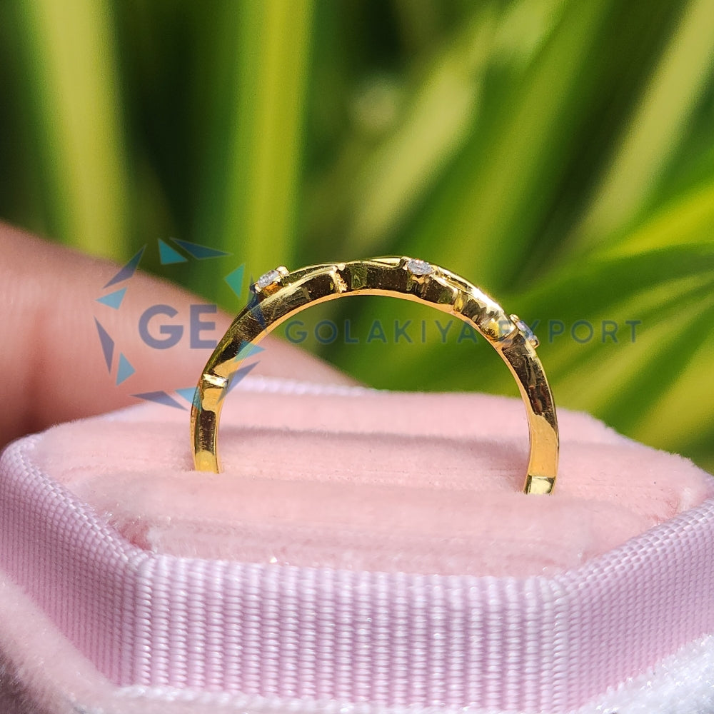 Round Cut Yellow Gold Lab Grown Diamond Band