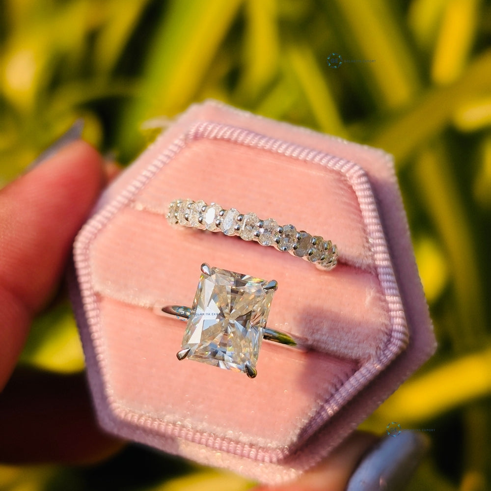 VVS1 Lab Grown Diamond Radiant Cut Hidden Halo Ring