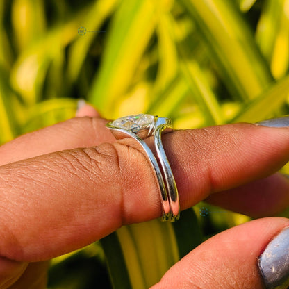 Unique Style Pear Cut Solitaire Wedding Ring Set Lab Grown Diamond Ring Set