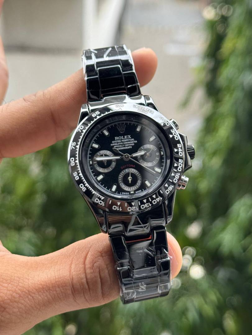 Rolex Daytona back and white white